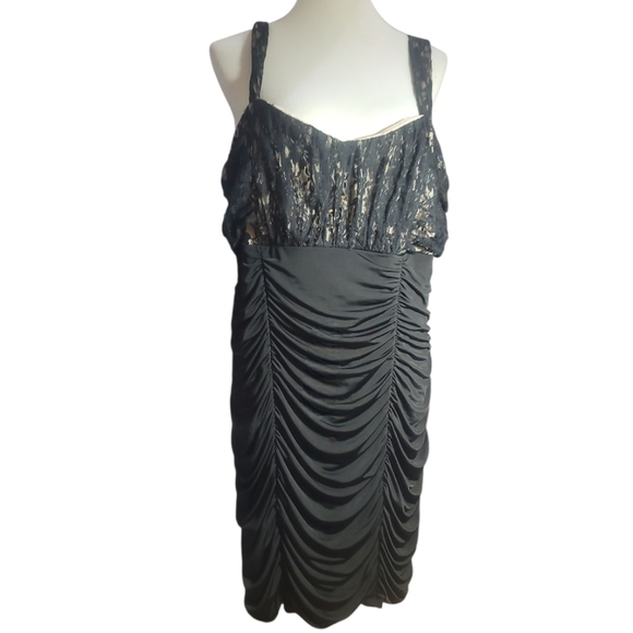 Pompous girly plus size Elegant Black Lace bodycon Ruched cocktail midi Dress 22 - Picture 1 of 7